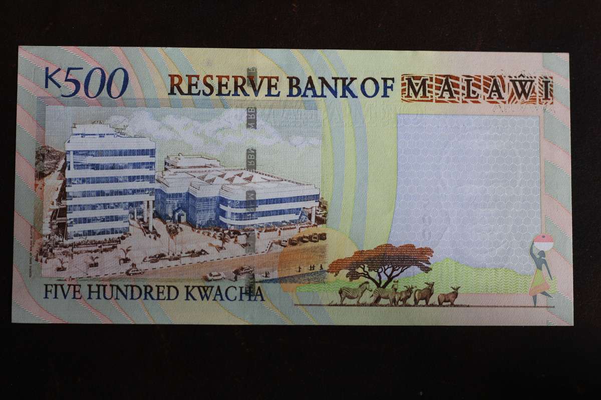 MAlawi *** 500 Kwacha *** Uncirculated