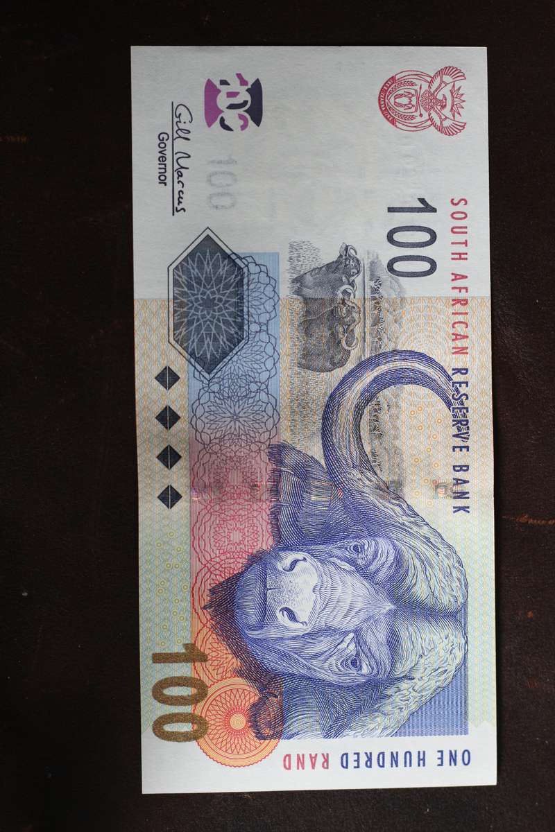 Gill Marcus *** R100 *** Can consider offers