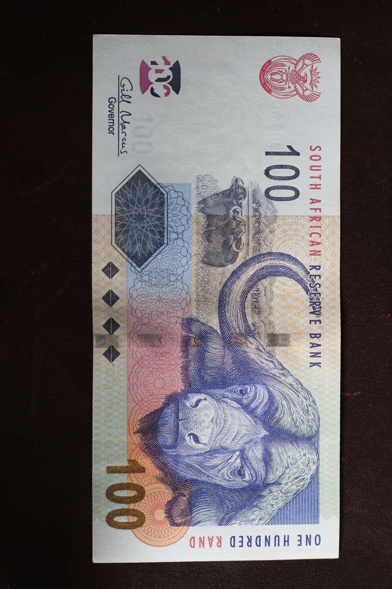 Gill Marcus *** R100 *** Please grade from photos