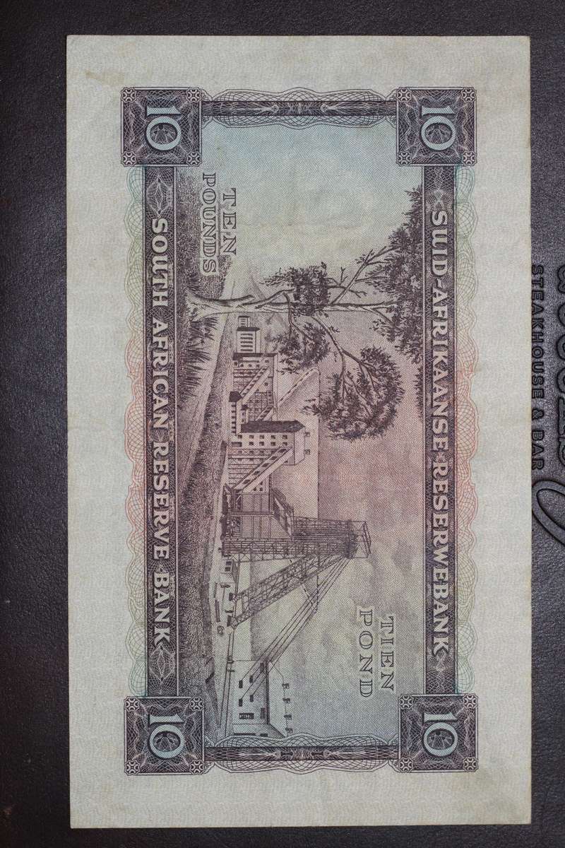 MH de Kock 1952 Third and only issue *** 10 Pounds *** Getting scarce in decent condition