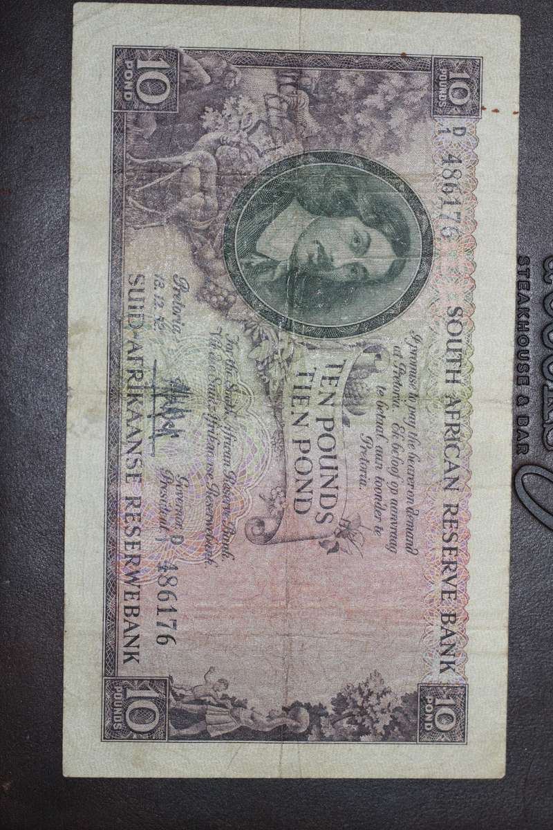 MH de Kock 1952 Third and only issue *** 10 Pounds *** Getting scarce in decent condition