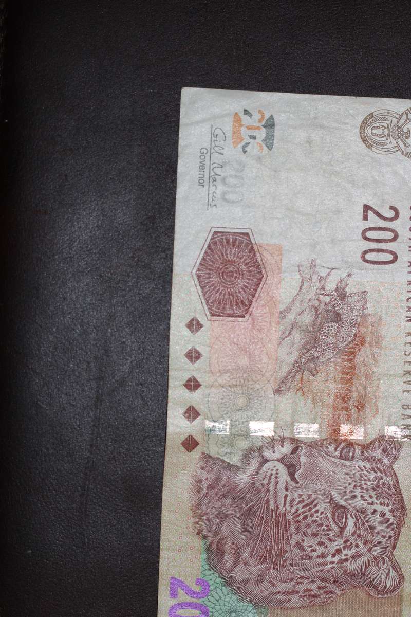 Gill Marcus 2009 First Issue *** AA prefix R200 *** Can consider offers