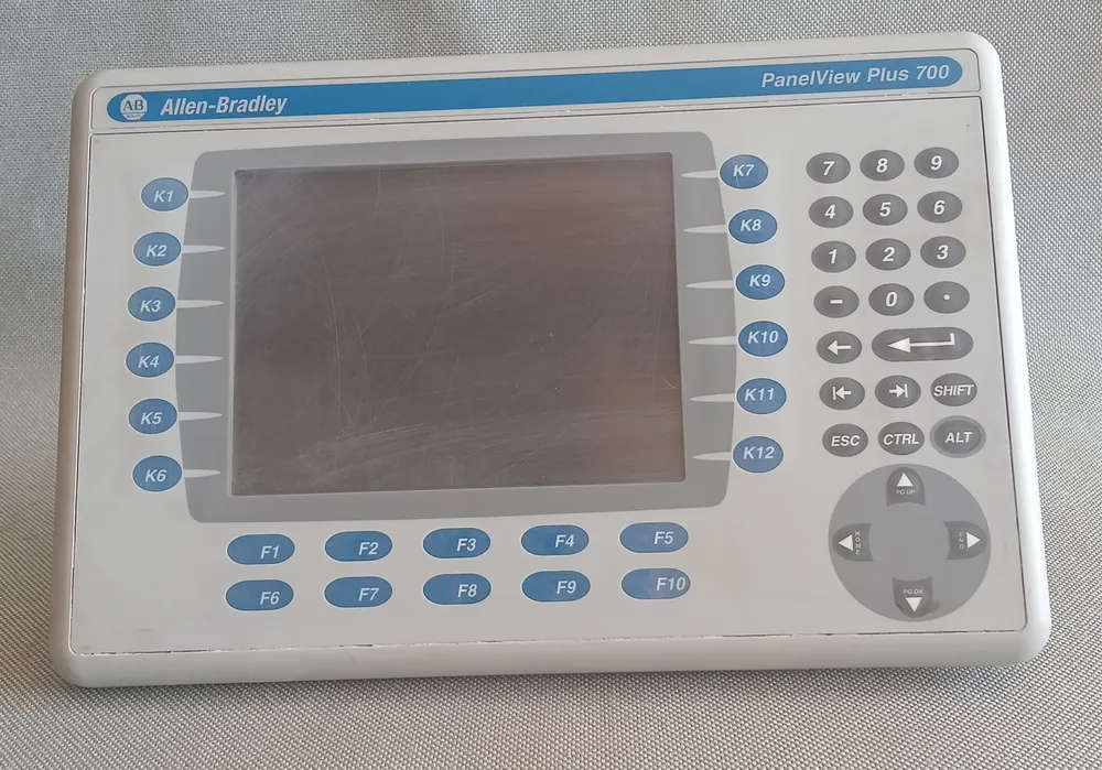 Panelview Plus 700 2711P-B7C4D9 - USED