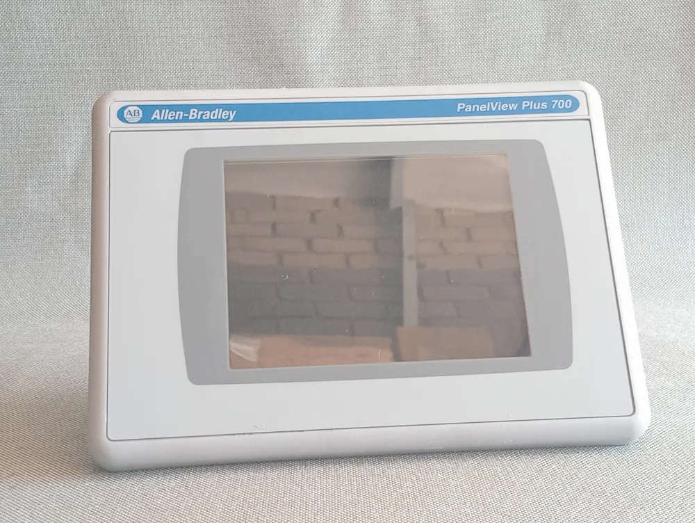 Panelview Plus 700 2711P-T7C4D8 - USED