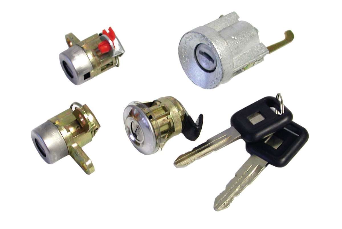 Isuzu KB (1989-1996) Ignition Barrel and Door Locks with Keys