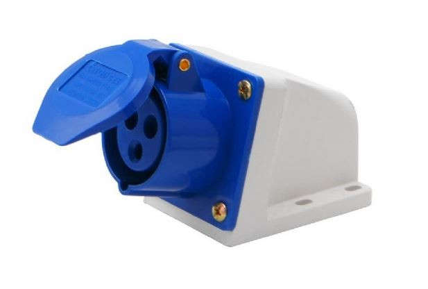Caravan Park Plug Adaptor - 220 Volt - Body Mounted
