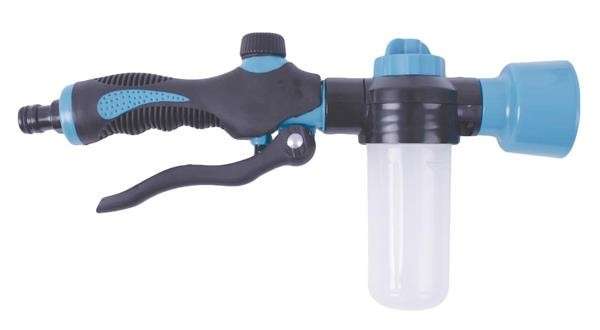 Garden Spout with Chemical Dispenser