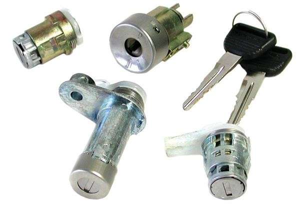 Honda Ballade / Civic SR4 Ignition Barrel and Door Lock Set