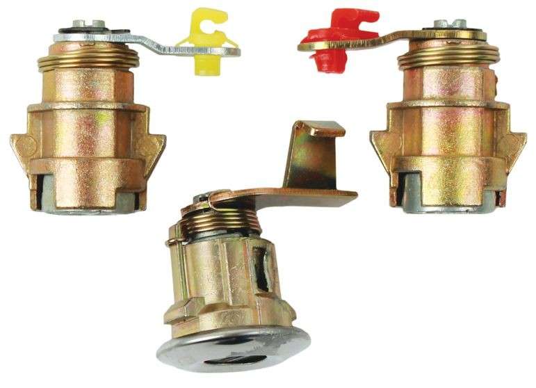 Toyota Hilux RN85 / YN130 Ignition Barrel and Door Lock Set (1998 - 2005)