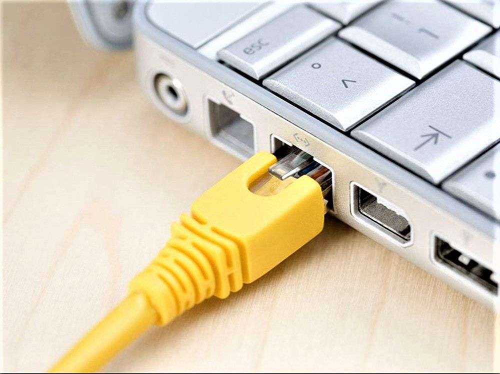 Network cable Cat5e - Yellow - 3m