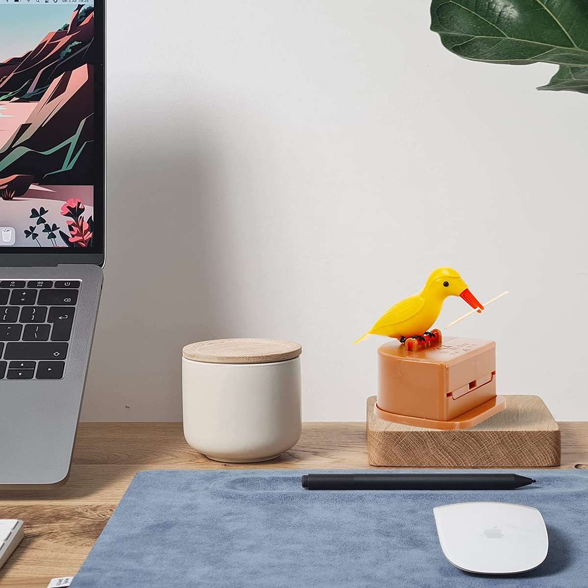 Bird Automatic Pressing Toothpick Holder Smart Toothpick Dispenser