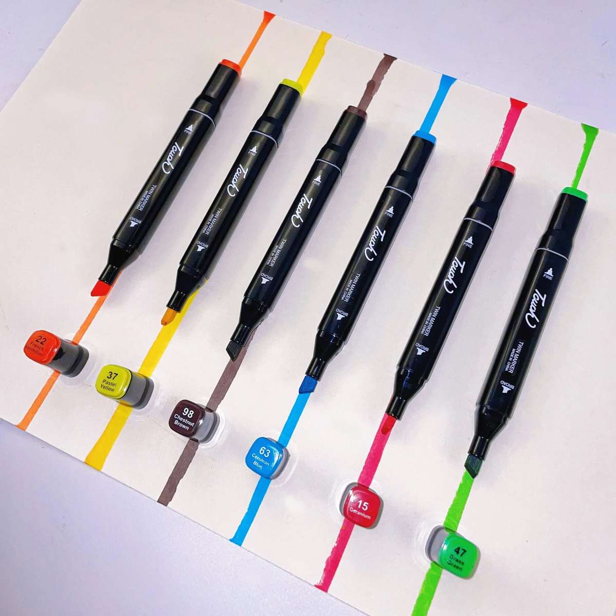 Highlighter Marker Pen Set, Double Sided Alcohol Art Markers 24s