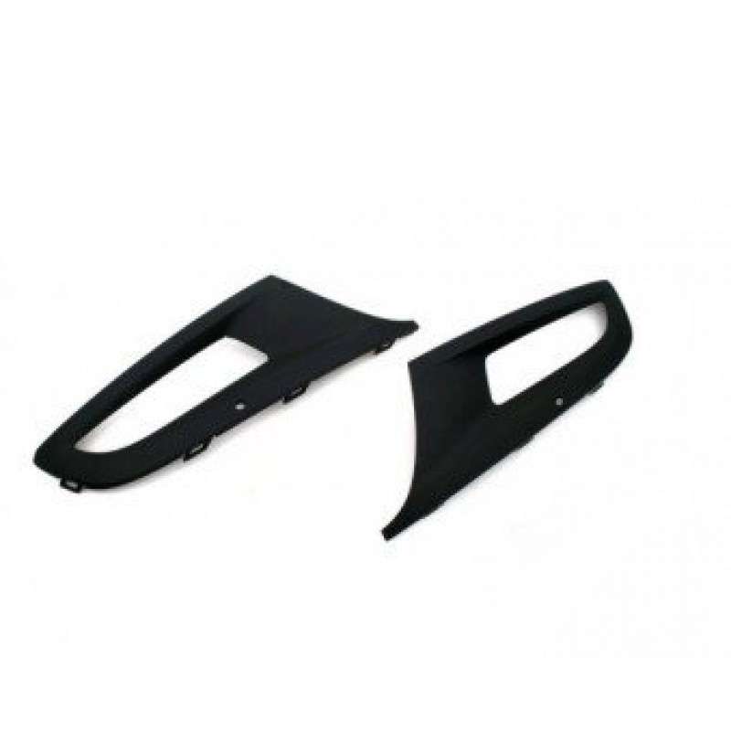 Polo 6 Front Bumper Fog Grill Set 2010-2014