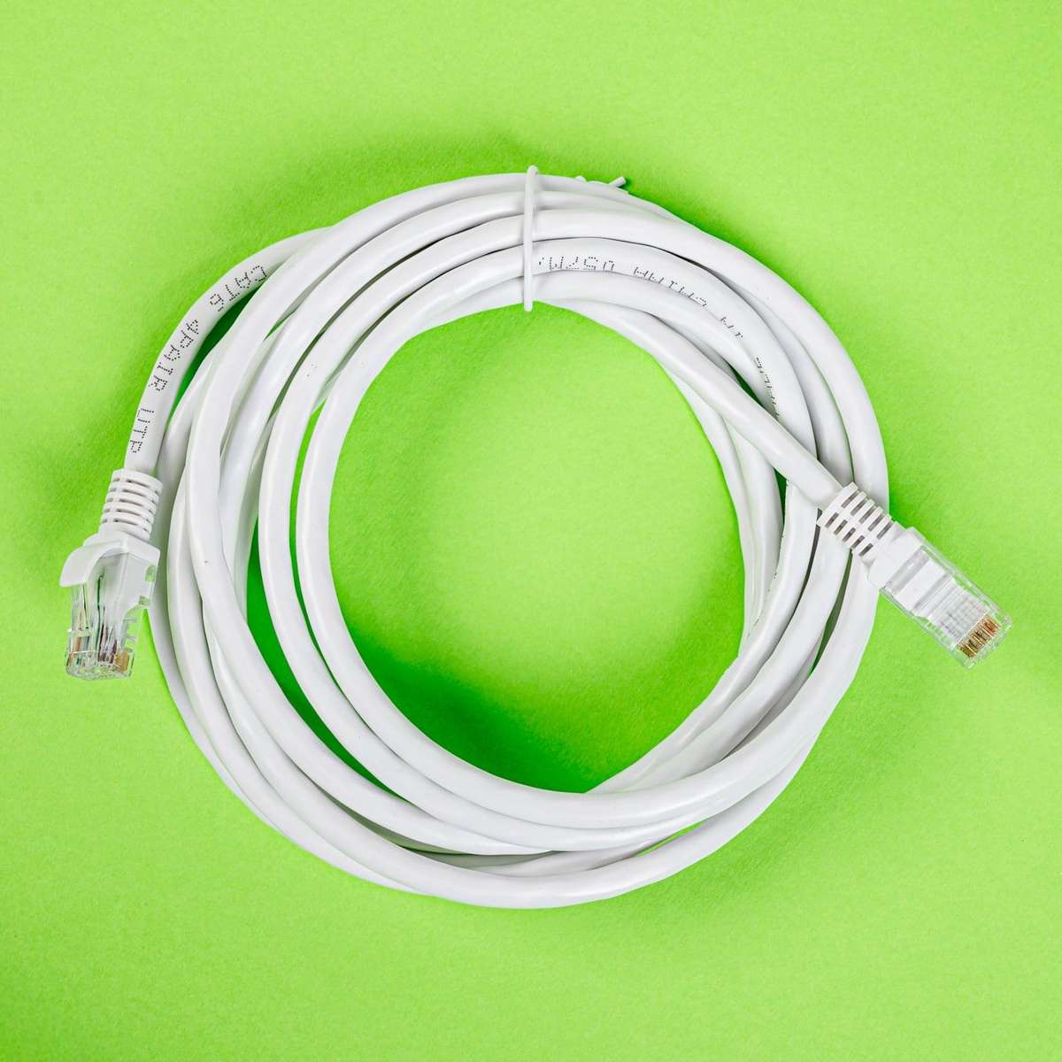 Gizzu Cat6 UTP Fly Lead Ethernet Network Cable 3m &#x2013; White