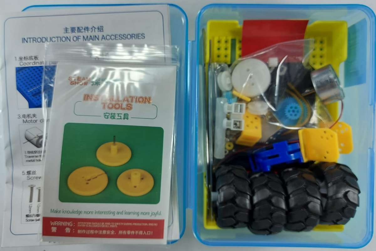 STEM KIT-Twin mode car-with solar panel + battery operated