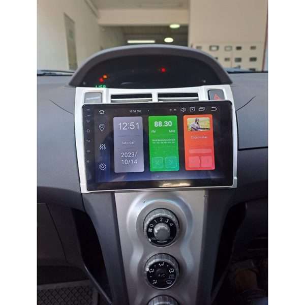 Android GPS Navigation Radio With Carplay for Toyota Yaris 2006  2011