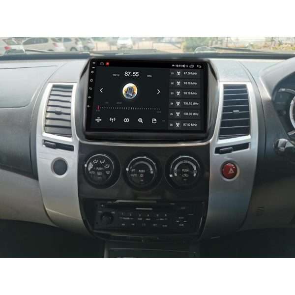 Mitsubishi Triton L200 and Pajero Sport 2005 to 2012 GPS Navigation Bluetooth Radio With Carplay