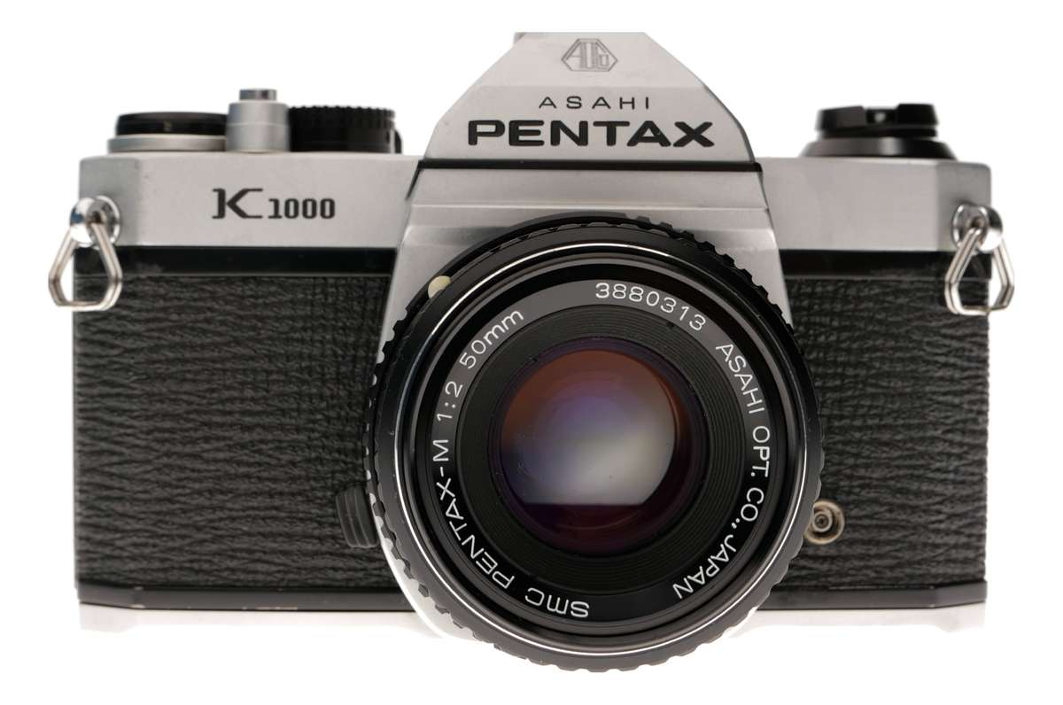 Pentax K1000 35mm SLR Camera with 50mm Lens filters