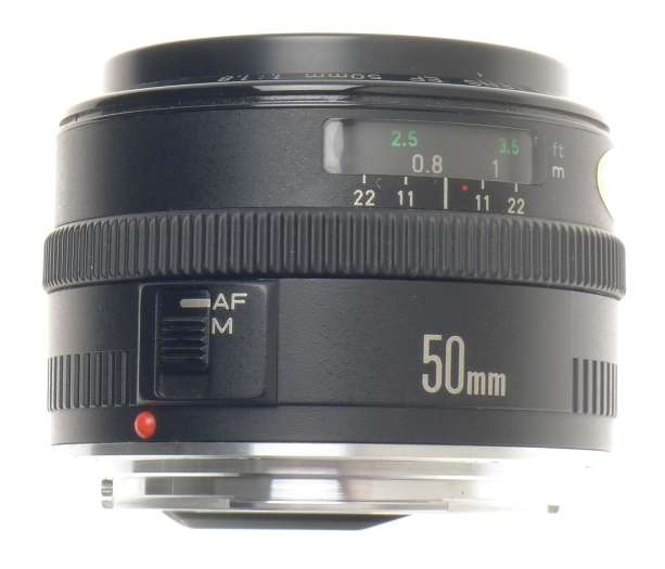 CANON CAMERA LENS EF MOUNT 50mm 1:1.8 UV FILTER 2.8/50mm CAPS CLEAN CONDITION