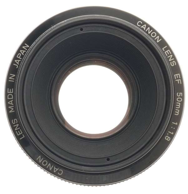 CANON CAMERA LENS EF MOUNT 50mm 1:1.8 UV FILTER 2.8/50mm CAPS CLEAN CONDITION