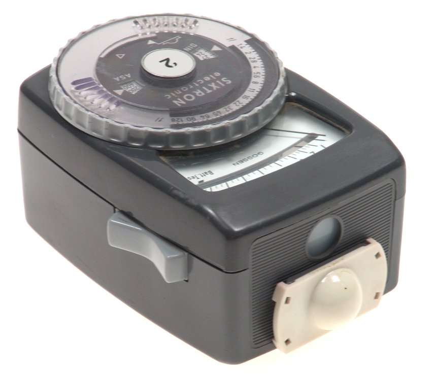 GOSSEN SIXTRON ELECTRONIC LIGHT EXPOSURE METER MANUAL