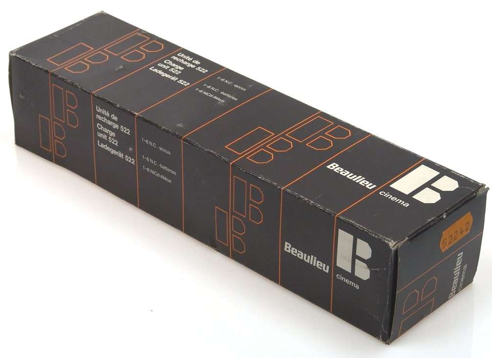 MULTIPLE BATTERY CHARGER UNIT 522 NEW BEAULIEU CAMERA