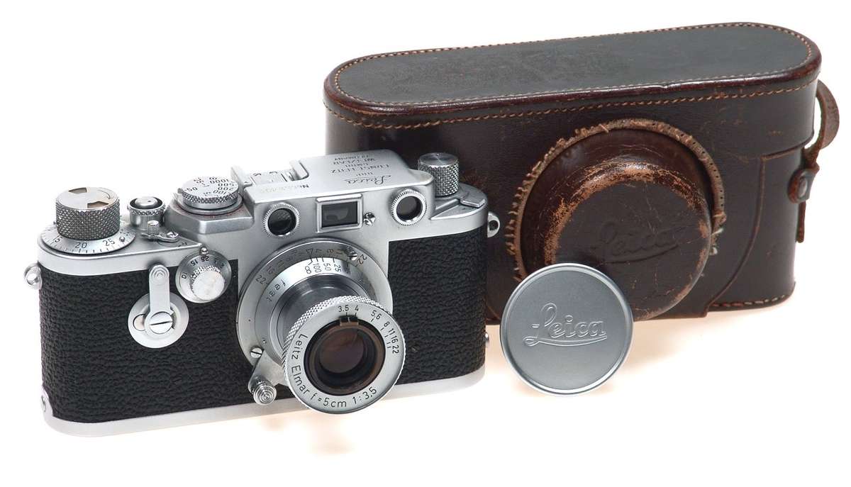 LEICA IIIf RED DIAL SELF TIMER CAMERA ELMAR 3.5/5cm 3F
