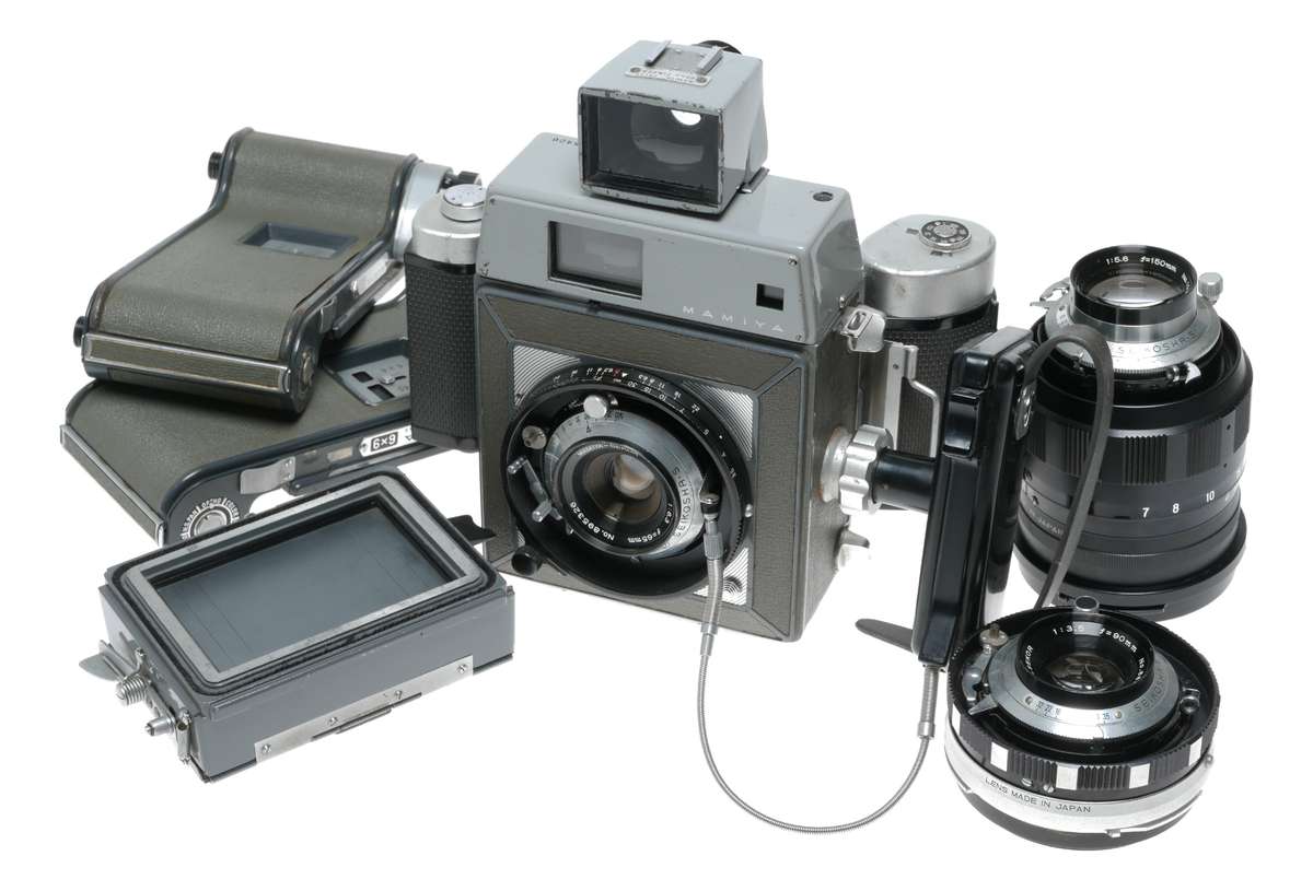 Mamiya Universal Press film Camera set 3 lenses 3 backs viewfinder vintage set