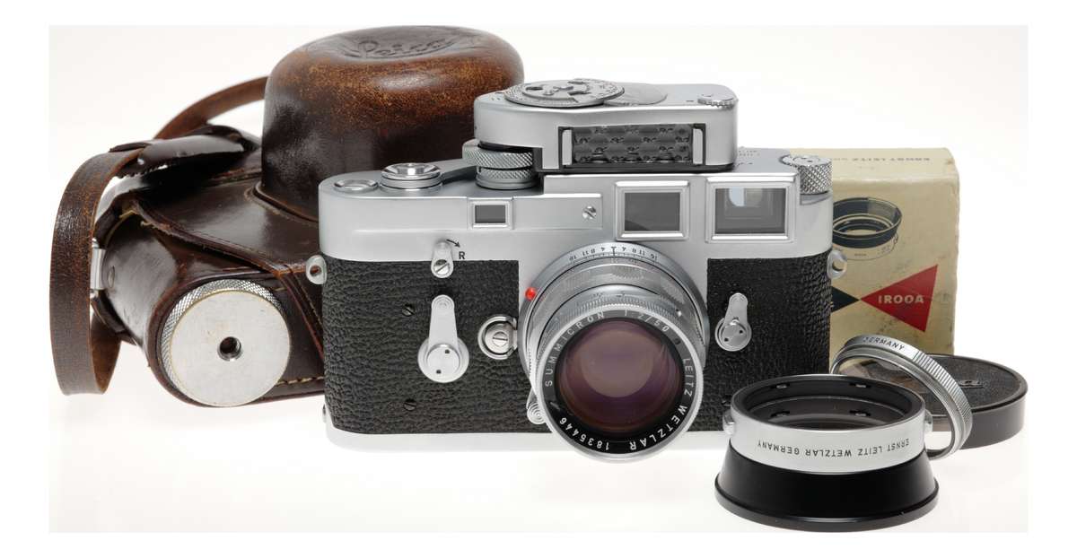 Leica M3 Rangefinder Camera Summicron 2/50 Meter Hood IROOA