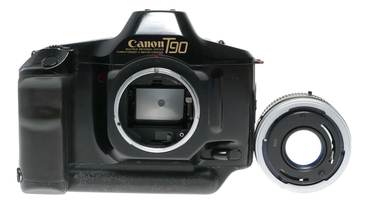 Canon T90 Black SLR camera Retro FD 50mm 1.8 S.S.C lens strap clean