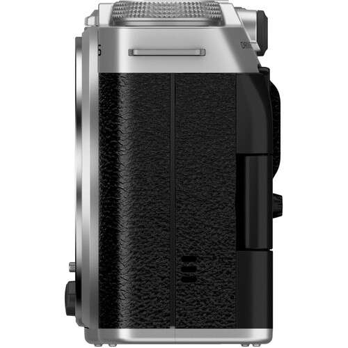 Fujifilm XM5 Mirrorless Camera Body (Silver)