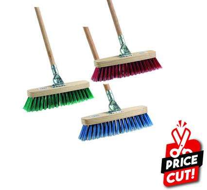 Broom wooden back 1.2m handle