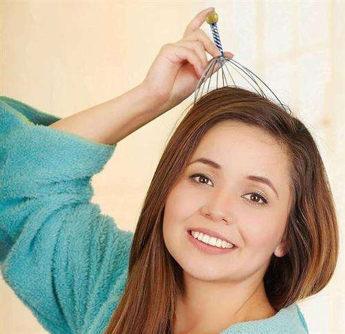 Casey 12 Fingers Head And Scalp Hand Held Manual Massager Red