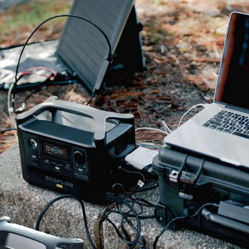 ECOFLOW RIVER PRO Portable Power Station - 720Wh Battery - 600W output 200W Solar SA Socket