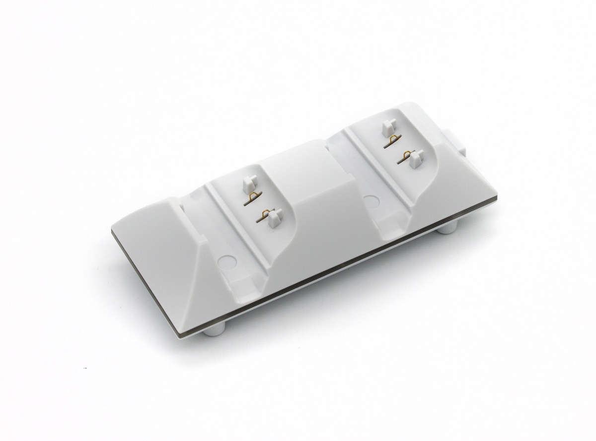 Sparkfox Dual Controller Charging Dock and Battery Pack - XBOX ONE and XBOX S White
