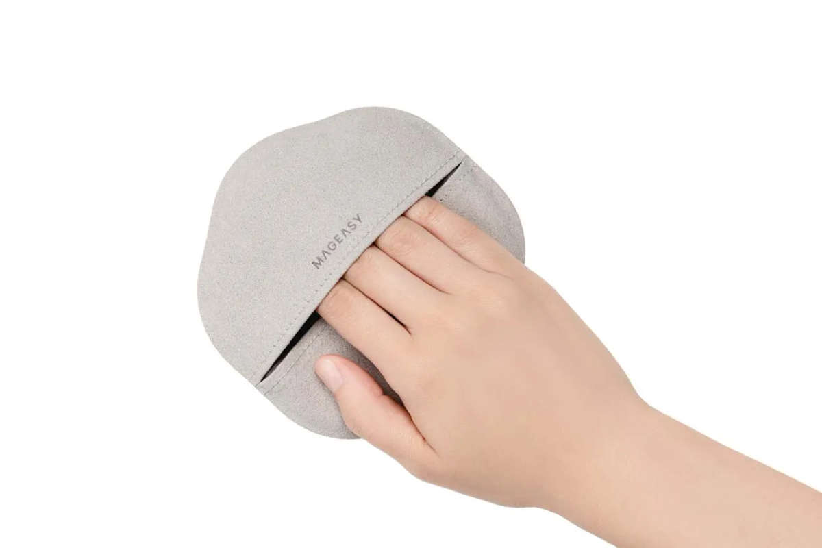 SwitchEasy Microfibre Polishing Cloth for iPhone, iPad and MacBook