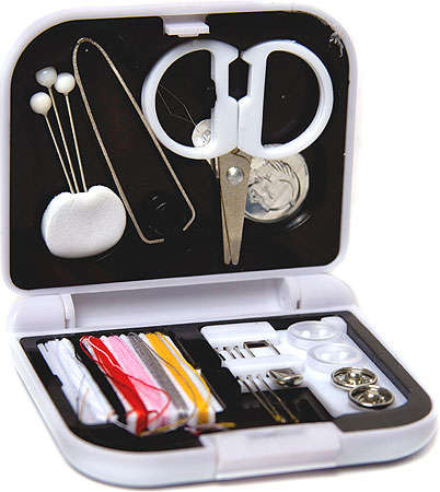 Sewing Kit (P832W)
