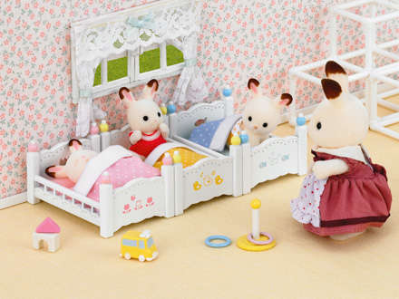 Sylvanian Toys: Triple Bunk Beds