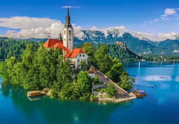 Bled, Slovenia (500 Piece Puzzle)