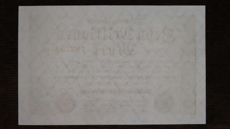 Germany - 10 Million Mark, 1923, p-106c Lattice Watermark