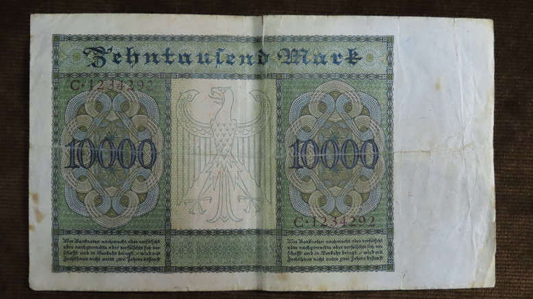 Germany - 10 000 Mark, 1922, p-70 with Green Underprint Back