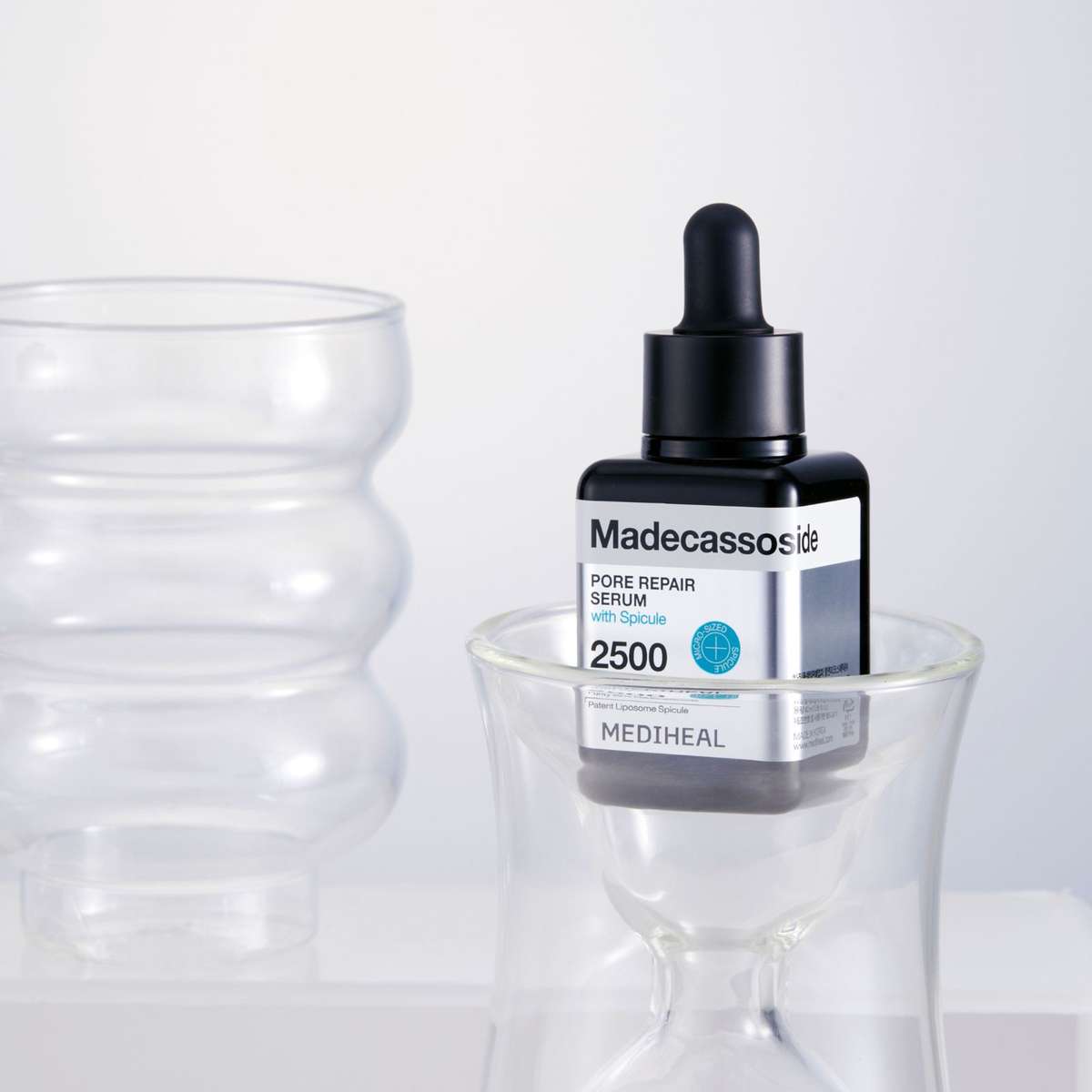 MEDIHEAL Madecassoside Pore Repair Serum