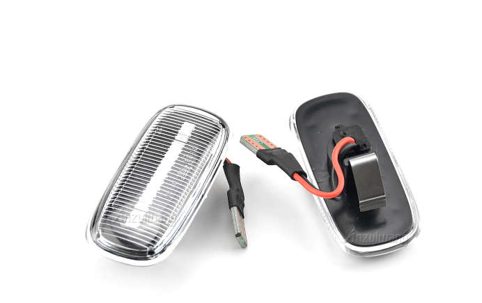 Dynamic Side Indicator Turn Signal Light moving Sequential Blinker Light