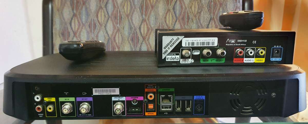 (Item 01057) DSTV Explora Decoder