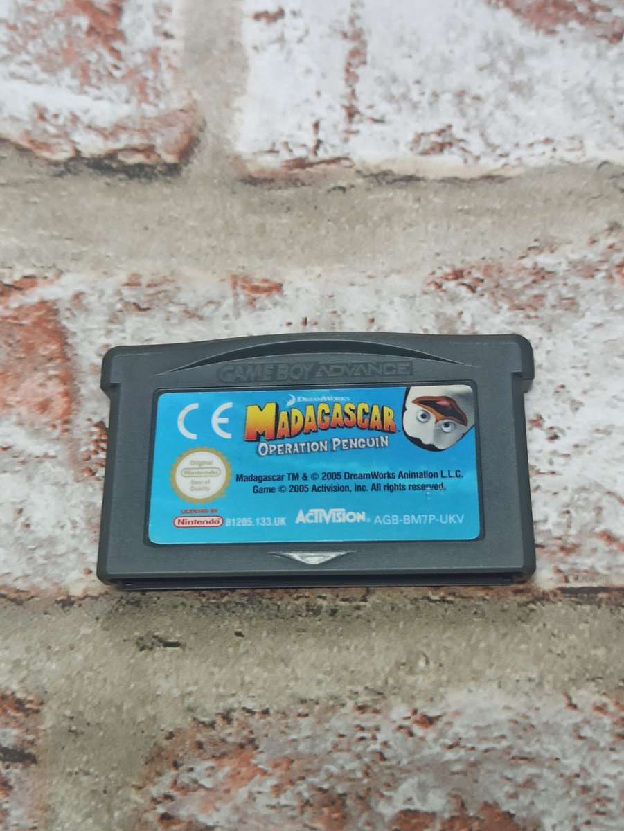 Madagascar Operation Penguin : Gameboy Advanced
