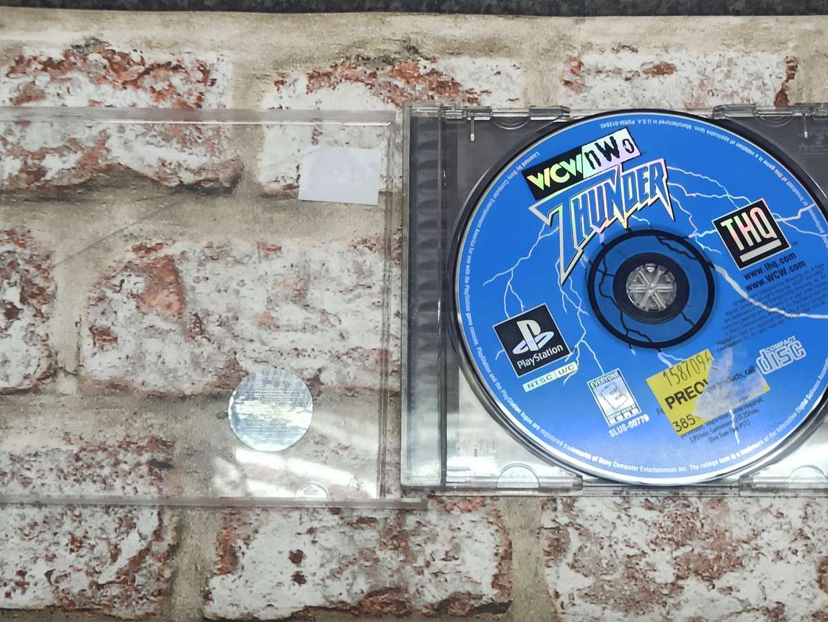 WCW/NWO Thunder : PS1 NTSC (Pre-owned)