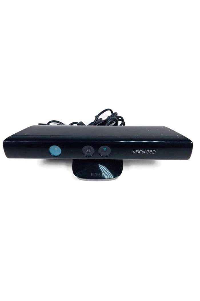 Xbox 360 Kinect Sensor : Xbox 360 (Pre-owned)