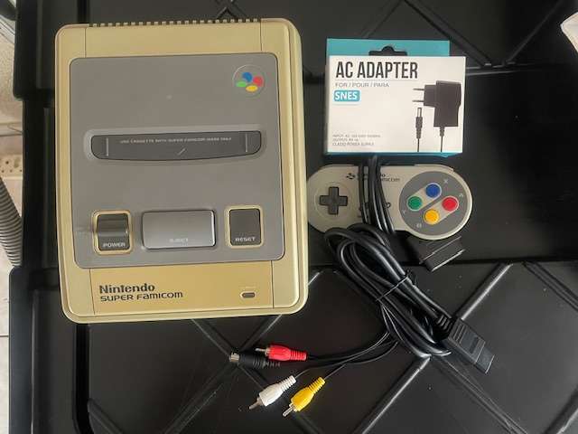 Super Famicom (SNES) NTSC/J Console : (Pre-owned)