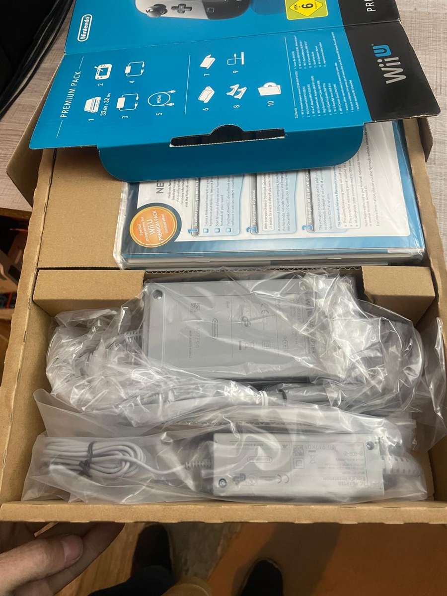 Nintendo Wii U Console - Black Premium Pack  - (New)