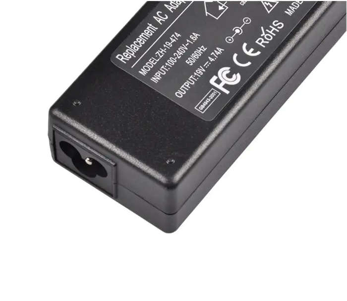 90W Universal Laptop Charger with 15 tips 19V 4.74A